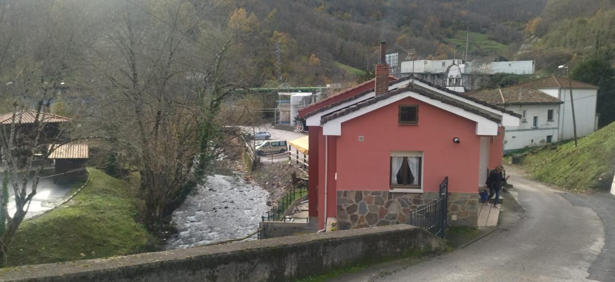 La Falguera Pola de Lena Esterno foto