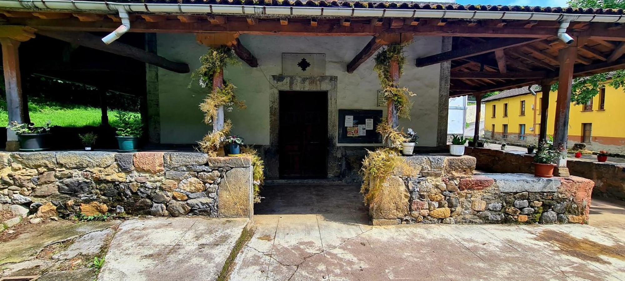 La Falguera Pola de Lena Esterno foto
